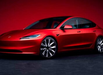 Обновленный седан Tesla Model 3 получил агрессивную внешность и стал дальнобойнее