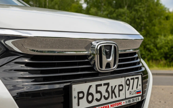 
            Кто ты, Crider? Поездили на самой дешевой Honda с гарантией и левым рулем
        