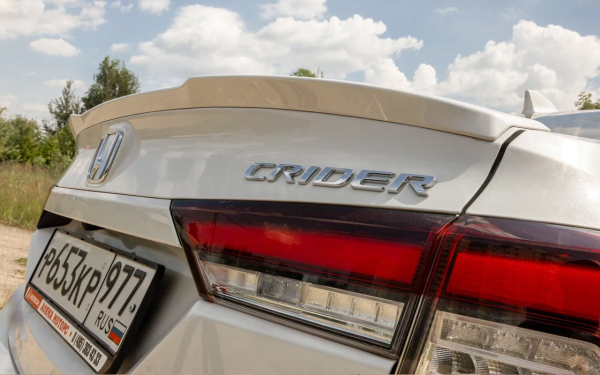 
            Кто ты, Crider? Поездили на самой дешевой Honda с гарантией и левым рулем
        