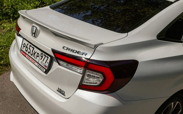 
            Кто ты, Crider? Поездили на самой дешевой Honda с гарантией и левым рулем
        