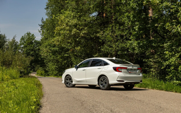 
            Кто ты, Crider? Поездили на самой дешевой Honda с гарантией и левым рулем
        