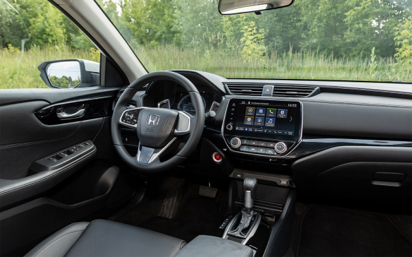 
            Кто ты, Crider? Поездили на самой дешевой Honda с гарантией и левым рулем
        