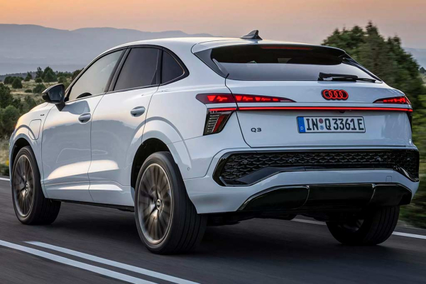 Для нового Audi Q3 стала доступна купеобразная версия Sportback