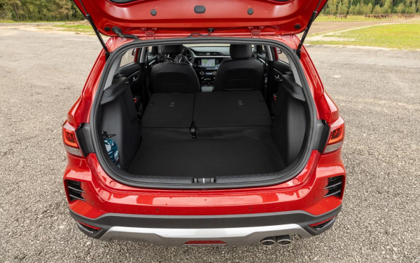 
            Вот что случилось с Kia Rio X-Line. Мы испытали новый Solaris KRX
        