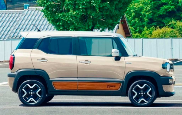 Представлен обновленный Suzuki Xbee: долгожданный рестайлинг компактного паркетника