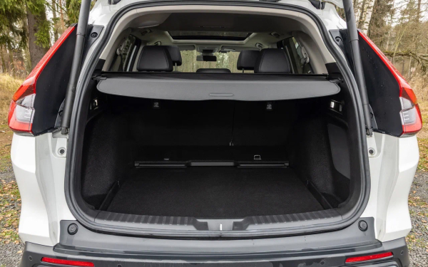 
            Вернуться в никуда. Тест Honda CR-V — японского хита китайской сборки
        