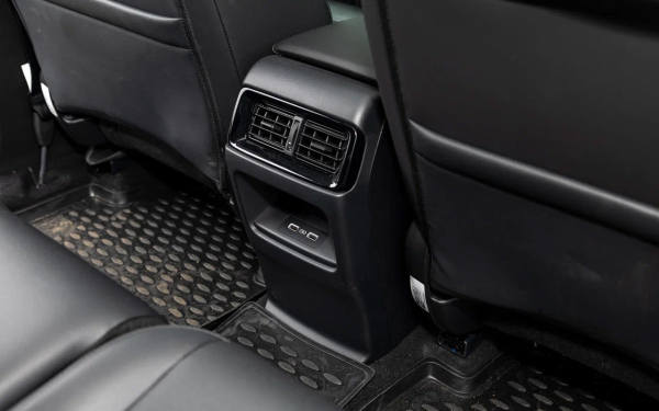 
            Вернуться в никуда. Тест Honda CR-V — японского хита китайской сборки
        