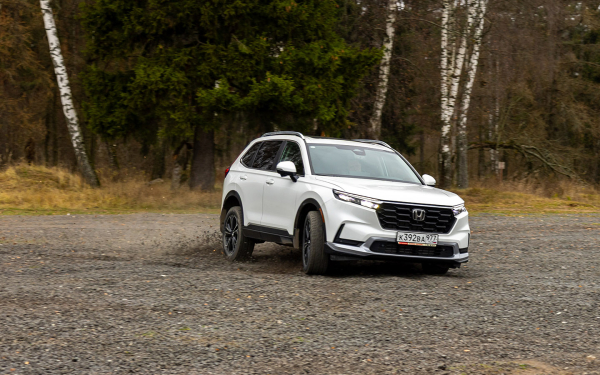 
            Вернуться в никуда. Тест Honda CR-V — японского хита китайской сборки
        