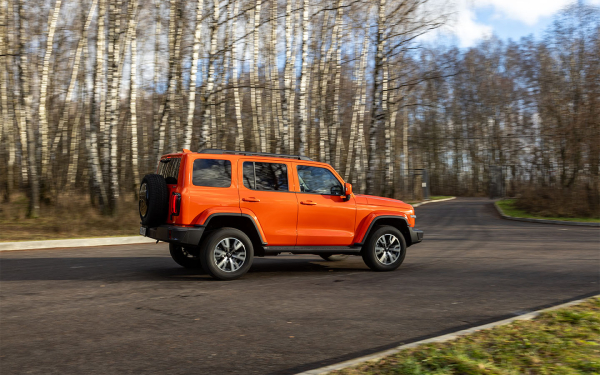 
            Считаем обновки. Мы покатались на Tank 300 после рестайлинга
        