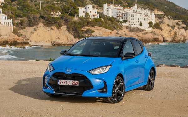 
            Мы нашли замену Camry и RAV4. Эти модели Toyota не подорожают с 1 декабря
        